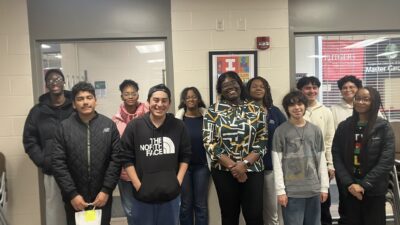 Mercer County STEM Ambassadors pose for a picture with the new 4-H Program Associate, Yaa Owusu-Mensah